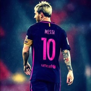 Meet your Posher, Adrian